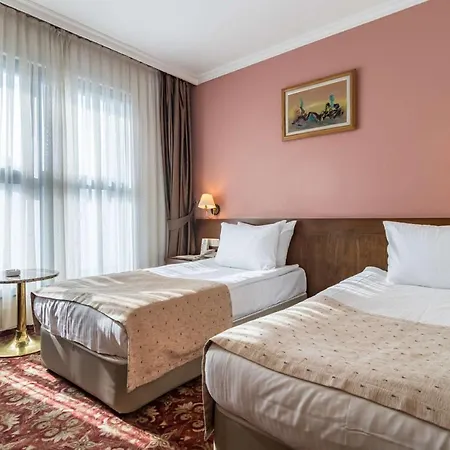 Hotel 2000 Kavaklidere 4*